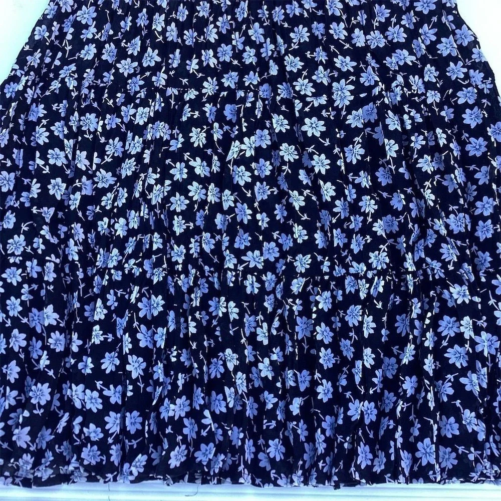Express Women's‎ Floral Mini Skirt Blue Size S Elastic Waist